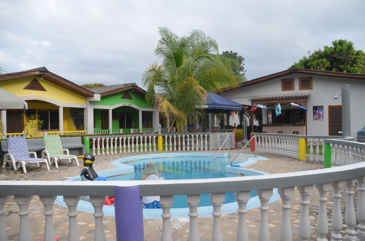 Rainbow Village La Ceiba Kültér fotó